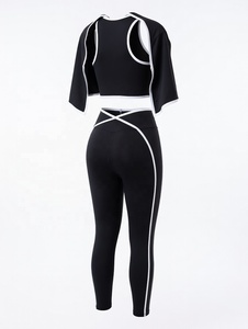 Conjunto Deportivo de Yoga de 3 Piezas para Mujer, con Logotipo Frontal, en Colores Personalizados, Elástico, de Spandex/Nailon, para Gimnasio y Entrenamiento - Product Image 3