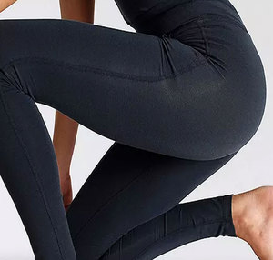 Personalized women sports <b>leggings</b> with OEM breathable fabric stretch fit perfect for branding and gym promotions - Product Image 4