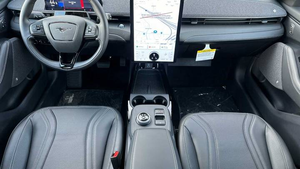 Asiento de Coche Eléctrico de Lujo 2024, Cuero Ejecutivo, Compatible con Volante a la Izquierda/Derecha, Ajuste Automático de Potencia, Cómodo y Asequible - Product Image 2