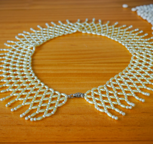 Collier de perles Vintage/collier de perles/collier bavoir/collier de perles Vintage frange perlé bandana - Product Image 1