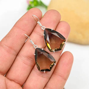 Boucles d'oreilles pendantes en laiton faites à la main, pierre de quartz fumé naturelle 8x10mm, prix de gros - Product Image 6