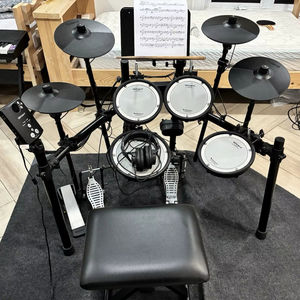 Batería electrónica V-Drums TD-1DMK de la mejor calidad con paquete de doble pedal - Product Image 1