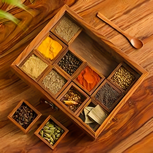 Boîte à épices en bois multi-compartiments avec cuillère pour rangement de table de cuisine pour épices herbes masala meilleures ventes - Product Image 1