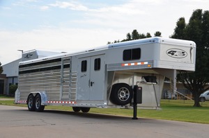 Remorque d'élevage robuste à prix d'usine pour bovins, ovins et chevaux – Construction en acier et aluminium de qualité supérieure – Personnalisation disponible - Product Image 6