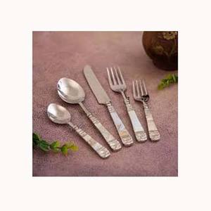 Hecho a mano elegante plata pulido Acero inoxidable pastel servidor madera clavado forma mango diseño real cubiertos utensilios de cocina - Product Image 3