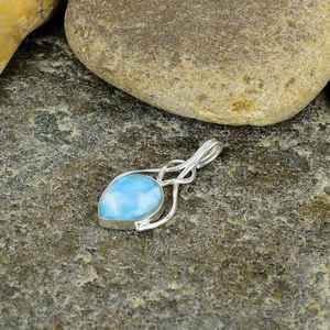 Pendentif Larimar en argent sterling fabriqué à la main collier de pierres précieuses poire naturelle beaux bijoux pour elle - Product Image 6