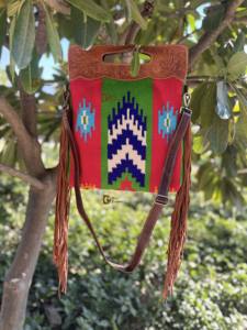 Colección Elegante de Bolsos de Tela Azteca con Flecos Tallados a Mano, Bolsos Bohemios Aztecas, Bolsos de Venta Caliente para Mujer - Product Image 3