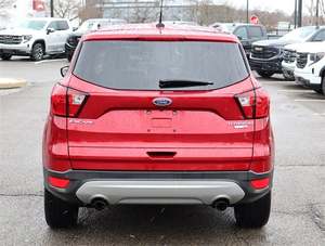 F-r-d Es-cape SE FWD de Segunda Mano, Modelo 2019 - Product Image 2