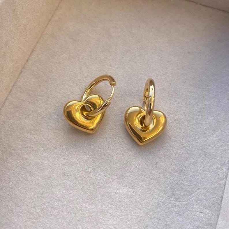 ตามภาพที่แสดง