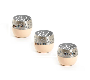 Ensemble de deux porte-bougies ronds faits à la main en métal pour mariage et décoration intérieure - Product Image 4