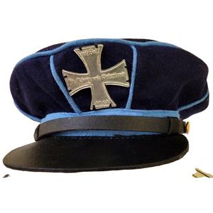 Casquette de terrain du Landwehr prussien (Mütze). Il est fabriqué en 100 % laine et présente une visière et une sangle en cuir. - Product Image 1