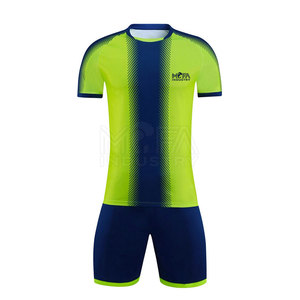 Uniforme Deportivo de Fútbol, Jersey Personalizado, Color Personalizado, Alta Calidad, 100% Poliéster, Transpirable, Secado Rápido, Manga Corta, Fabricación en Fábrica - Product Image 1