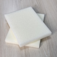 Noyau sandwich en mousse PMI Fine Cell XK75 75kg/m3 résistant à la chaleur 180°C, découpe CNC, épaisseur personnalisable pour l'aéronautique et le transport ferroviaire
