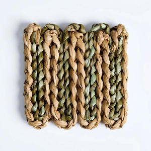 Accesorios de comedor con estilo, posavasos de jacinto de agua, Mantel Individual tejido a mano con borde ondulado - Product Image 1