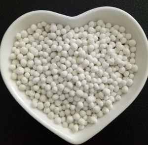 Fertilizante de nitrógeno de urea de alta concentración 46% Bolsa recubierta de polímero de caprolactama lenta Estados de cristal comprimidos controlados - Product Image 3