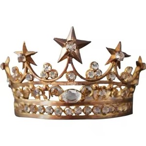 Elegante Escultura de Corona Plateada con Incrustaciones de Piedras Brillantes, Adorno Decorativo de Mesa, Centro de Mesa de Diseño Único - Product Image 4