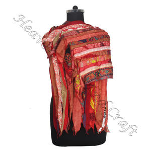 Sari en soie recyclée, 15 bandes, écharpes indiennes faites à la main, étoles d'été modernes pour filles, fabricants en gros de l'inde - Product Image 2