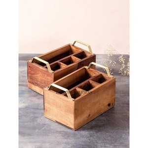 Ensemble de couverts en bois de mangue 100 % naturel, forme rectangulaire, 4 compartiments, avec poignées en métal plaqué or - Product Image 1