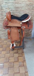 Selle de Cheval Western Anglaise de Course en Cuir Premium Faite à la Main, Confortable et Durable, avec Détails en Bois/Plastique – Vente en Gros de Haute Qualité - Product Image 5