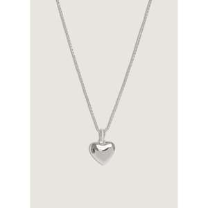 Collar en capas Close to My Heart en plata, accesorio de moda - Product Image 1