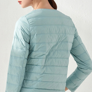 Veste matelassée pour femme en toile tricotée respirante avec logo personnalisé de haute qualité 2025, design haut de gamme, extérieur - Product Image 4