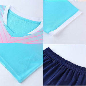 Tenue d'entraînement de football personnalisable avec logo – Maillot et short respirants à séchage rapide en polyester – Uniforme de football pour équipe – Entraînement – OEM ODM – Vente en gros - Product Image 2