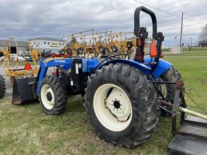 Nuevo Tractor de Jardín New Holland TT75A, Tractor de Orugas 4x4/4x2, Tractor de 75 CV - Product Image 3