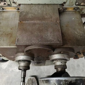 Xa5032 Tour de fraisage vertical industriel d'occasion de haute précision pour métaux, tour d'occasion - Product Image 5