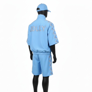 Ensemble de shorts coupe-vent en polyester de qualité supérieure, tissu léger, design à panneaux bleu ciel, logo en strass, ensemble de shorts coupe-vent pour hommes - Product Image 4