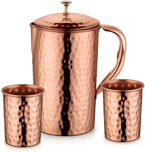 Jarra de cobre de nuevo aspecto más vendida con juego de dos vasos, jarra de cobre martillado de diseño personalizado, accesorios de cocina de vidrio - Product Image 1