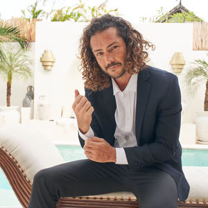 Poncho Homme Premium BEAM Coupe Ajustée Tricoté Épais 2 Boutons Imperméable Séchage Rapide Respirant Écologique Mélange Rayonne Polyester - Product Image 3