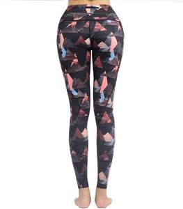 Mallas de yoga estampadas ecológicas de cintura alta ultrasuaves personalizadas, pantalones de entrenamiento de compresión sin costuras con bolsillos, cintura elástica - Product Image 4