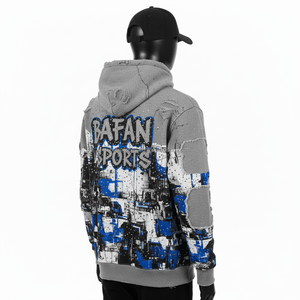 Sudadera con capucha premium de mezcla de algodón en gris azulado y negro con diseño gráfico, detalles desgastados y logotipo personalizado. - Product Image 4