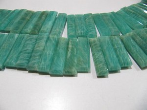 Cuentas largas de amazonita natural con forma de baguette, cuentas briolette perforadas laterales - Product Image 2