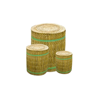 Alfombra de Junco Natural Gruesa para Uso en Exteriores y Proporcionar una Superficie de Caminata Cómoda en Jardines y Patios - Product Image 1