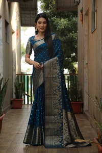 Hermoso Sari de seda de Bollywood con hermosa colección de Sari elegante y bonita de seda Bandhej Kanjivaram - Product Image 2