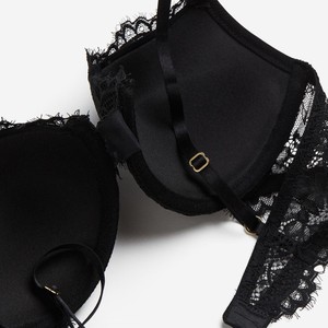 Top de yoga pour femme avec logo personnalisé, haut de fitness, haut de yoga court, soutien-gorge de sport à sublimation, soutien-gorge de sport tendance, soutien-gorge de sport pour femme, haut de yoga sport - Product Image 4