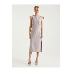 ชุดเดรสผ้าผสมวิสโคสปักลายดอกไม้ BGN ผลิตในตุรกี - สง่างามและมีสไตล์ - Product Image 1