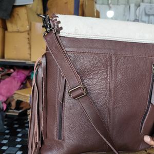 กระเป๋าสะพายข้างหนังแท้คุณภาพสูงสำหรับผู้หญิง สไตล์วินเทจ พร้อมพู่ตกแต่ง ทนทาน เหมาะสำหรับเป็นของขวัญวันเกิดและคริสต์มาส - Product Image 6