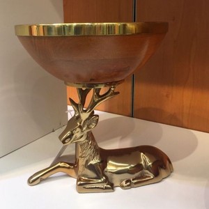 Cuencos de mimbre decorativos más vendidos Diseño de forma de ciervo Cuenco de fruta dorado y negro Boda usado - Product Image 3