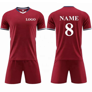 Maillots de football personnalisés pour adultes 2024, service OEM, 100% polyester, kits de football imprimés par transfert thermique pour les équipes - Product Image 1