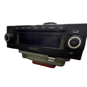 Lecteur CD de haute qualité, tourne-disque et unité principale audio adaptés aux Ferrari 430 et 599GTB. 217771  229439 - Product Image 1
