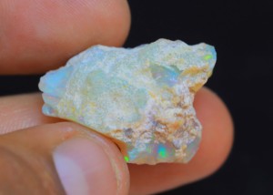 Opale éthiopienne naturelle unique en vrac pour faire des pierres de cabochon Jeu de couleur de qualité supérieure - Product Image 6