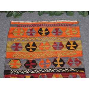 พรมวินเทจขนาดเล็ก 2x3.3 ฟุต สีแดงเหลือง พรมโมร็อกโกทำจากขนสัตว์ - Product Image 3