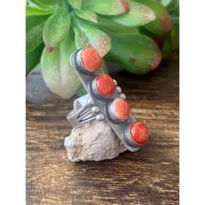 Anillo de hombre Harold Joe Spiny Oys y plata de ley, talla 5, con patrón geométrico y engaste de coral para uso diario - Product Image 3