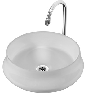 Lavabo rond compact en céramique conçu pour des aménagements de salle de bain peu encombrants avec une esthétique propre et élégante d'Inde - Product Image 1
