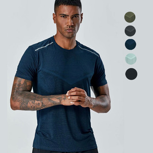 Camisetas interiores de gimnasio de poliéster 100% al por mayor para hombre camisetas deportivas ajustadas para correr entrenamiento logotipo estampado personalizado transpirable secado rápido - Product Image 1