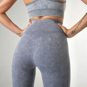 Conjunto de Yoga de 3 Piezas para Mujer, Diseño Personalizado, Secado Rápido, Bra Deportivo con Leggings de Gimnasio, para Yoga, Fitness y Deporte - Product Image 2