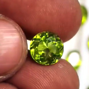 82 piezas de peridoto natural 8mm a 11mm Oval redondo Trillón Faceta 175 Ct Lote Iroc Ventas Crisolito Corte de piedras preciosas sueltas de alta calidad - Product Image 2