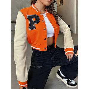 Chaqueta universitaria de béisbol recortada para mujer, chaquetas de satén con letras a la moda con logotipo personalizado, chaqueta universitaria corta de algodón teñido para mujer - Product Image 3